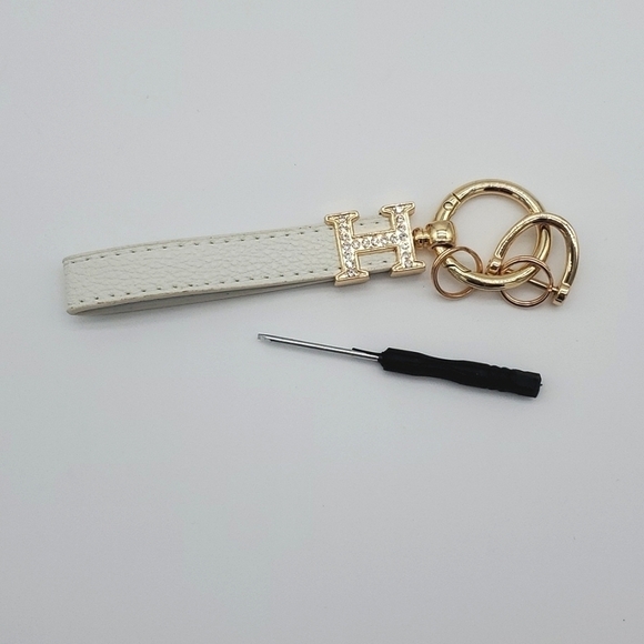 H Leather Key Chain. White - NEW - - Picture 3 of 8